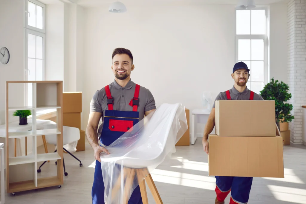 What to know about tipping movers Collinsville, IL